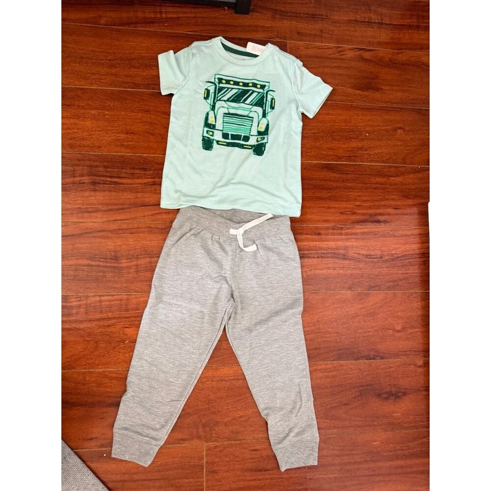 1 SET SHIRT AND PANTS  XS 4
